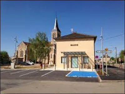 Je vous emmène maintenant en Bresse savoyarde, à Ozan. Village de la vallée de la Saône, il se situe dans le département ...