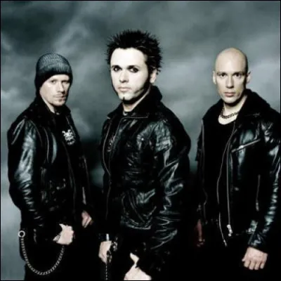 Complétez : 
"Die uns..."