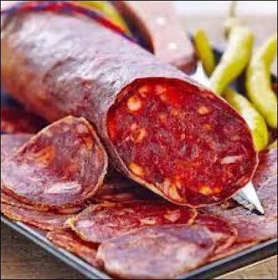 Que faut-il ajouter à "cho" pour obtenir le nom d'un saucisson pimenté originaire d'Espagne ?