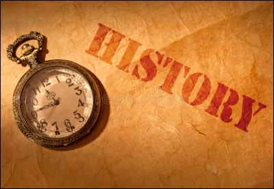 Mon premier ouvre les portes.
Mon deuxième est vital.
Mon troisième garde les troupeaux.
Mon tout est un grand personnage historique.