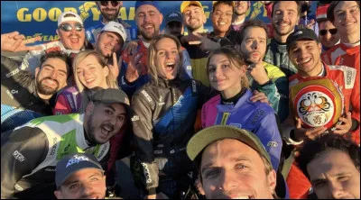 Combien de personnalités d'Internet participent à cet évènement ?