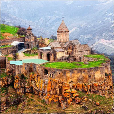 Arménie : par quelle mer est-elle bordée ?