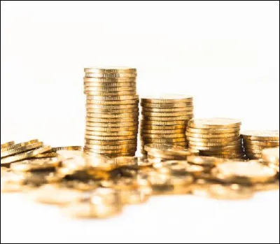 Le ''sucre'' est l'ancienne monnaie officielle de quel pays dont la capitale est Quito ?