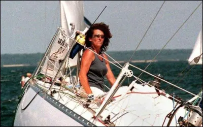 Arthaud : Comment la célèbre navigatrice Florence Arthaud, trouve-t-elle la mort, en 2015 ?