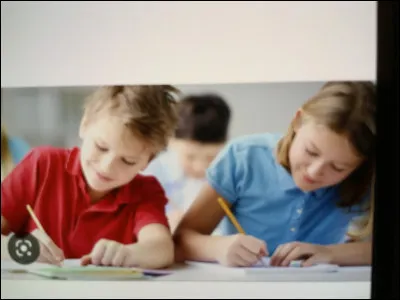 À l’école, tu étais...