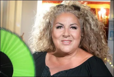 Comment s'appelle-t-elle réellement ?