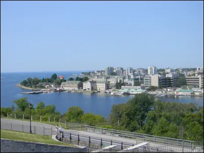 K comme Kingston : dans quel pays, autre que la Jamaïque , se trouve cette ville de Kingston, ancienne capitale ?