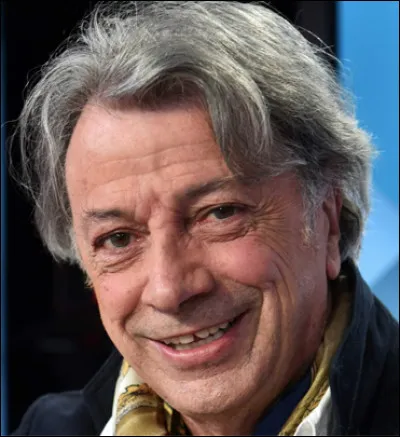 Quel est le pr&eacute;nom de cet auteur-compositeur-interpr&egrave;te fran&ccedil;ais dont le patronyme est Vilard ?