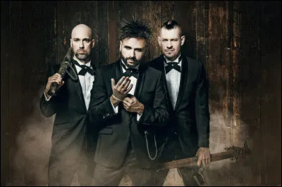 Complétez : 
"Denn das Leben ist schon hart..."