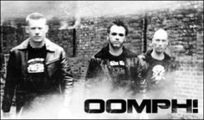 Complétez : 
"Das gleiche Lächeln seit Jahren, seit..."