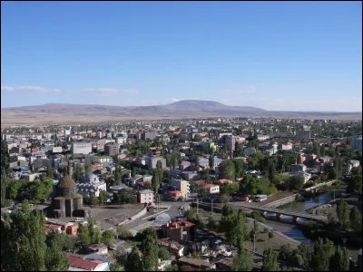 K comme Kars : dans quel pays la ville de Kars se trouve-t-elle ?