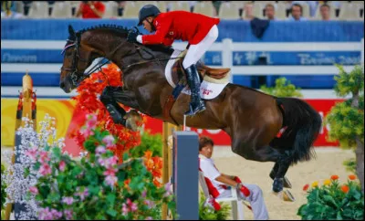 Comment le départ est-il lancé ?