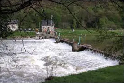 Village du Grand-Est, pr&egrave;s de la fronti&egrave;re belge, F&eacute;pin se situe dans le d&eacute;partement ...