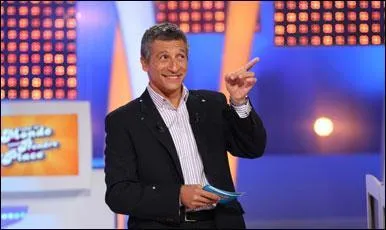 Qui prsente tout le monde veut prendre sa place ?