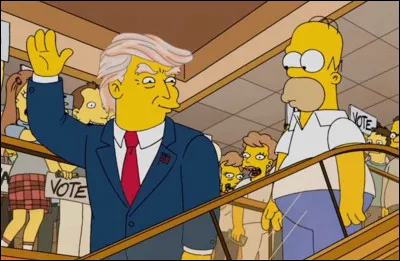 Bizarre, Homer n'arrête pas de fixer ce politicien. Peut-être ressemble-t-il à un personnage connu ?
