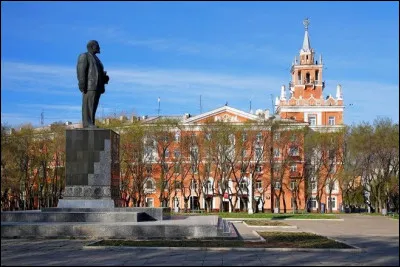 K comme Komsomolsk : sur quel fleuve la ville russe de Komsomolsk, 230 000 habitants, se trouve-t-elle ?