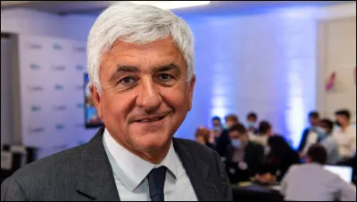 Cet homme politique, ministre de la Défense de 2007 à 2010, est président du conseil régional de Normandie depuis 2016 : il se nomme ...