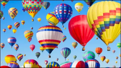 Montgolfier : Quels étaient les prénoms des deux frères, inventeurs du gros ballon à air chaud appelé plus tard "Montgolfière" ?