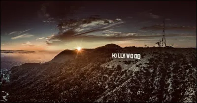 Hollywood est un quartier, réputé pour ses studios de cinéma, mais de quelle ville ?