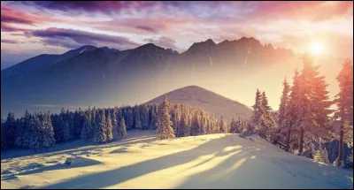 Quel est le nom de la chaîne de montagnes qui traverse les États-Unis ?