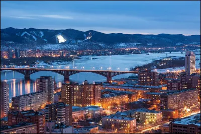 K comme Krasno&iuml;arsk : quel fleuve traverse la ville russe de Krasno&iuml;arsk ?