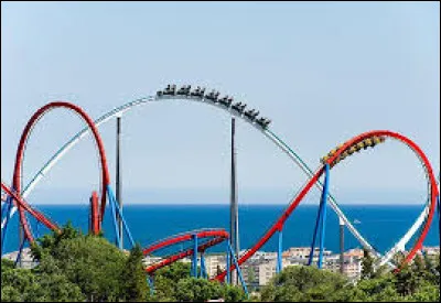 Le parc d'attractions PortAventura est situé dans mon pays.