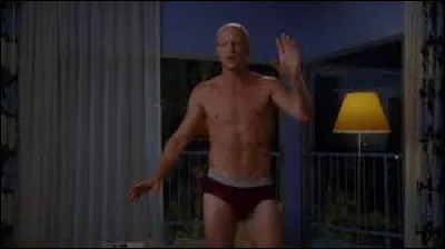 Que fabrique cette conquête de Samantha, rencontré lors de leur escapade à Los Angeles ?