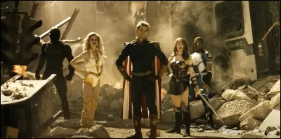 Quelle série raconte une lutte entre un groupe d'humains et un groupe de super-héros corrompus ?