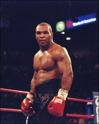 Comment tait surnomm le boxeur Mike Tayson ?
