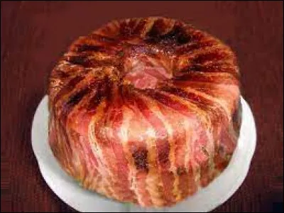 Le farçon est un plat savoyard datant du Moyen Age. Quelle est sa particularité ?