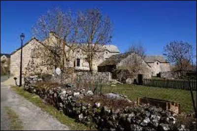 Nous partons dans les Cévennes, à Hures-la-Parade. Village de l'arrondissement de Florac, il se situe dans le département ...