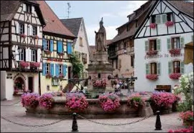 Dans quel film peut-on apercevoir ce joli petit village français ?