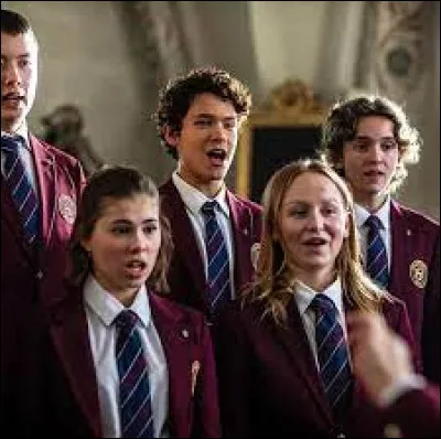 Quel est le nom de la chanson que chante Simon ?