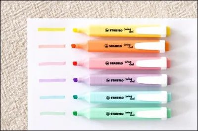 Comment dit-on "surligneur" en allemand ?