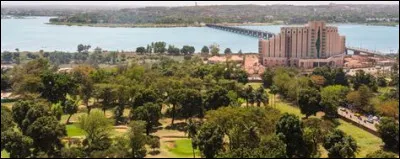 De quel pays Bamako est-elle la capitale ?