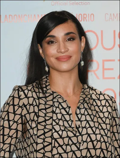 Elle a sorti quatre albums solo et en 2021, un album avec deux c&eacute;l&egrave;bres chanteuses fran&ccedil;aises mais, lesquelles ?