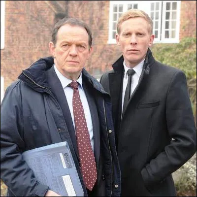 Dans quelle s&eacute;rie britannique diffus&eacute;e de 2006 &agrave; 2015 des policiers m&egrave;nent-ils l�enqu&ecirc;te &agrave; Oxford ?