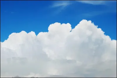 De quoi est initialement constitué un nuage ?