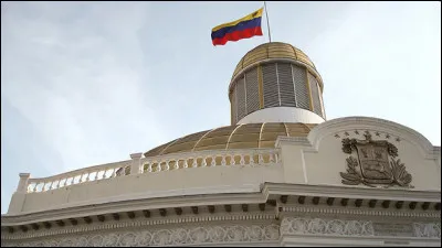 Caracas est la capitale du Pérou.