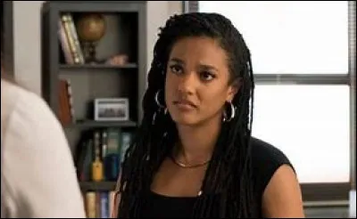 C'est la femme du docteur Goodwin, elle est morte en accouchant elle se nomme...