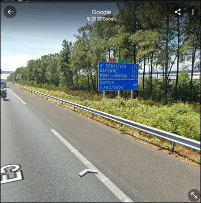 Je viens de quitter une ville que tout le monde conna&icirc;t pour son vignoble. De laquelle est-ce que je parle ?