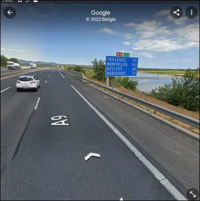 Je suis dans la ville la plus au sud de la France qui a plus de 100 000 habitants. De quelle ville s'agit-il ?