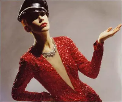 1983 > "Sweet Dreams (Are Made Of This)" : déjà, le problème consistait - pour les Français - à prononcer le nom du groupe, alors pour l'écrire...