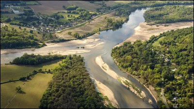 Le Bec d'Allier est une confluence de l'Allier (comme son nom l'indique) avec quel fleuve ?