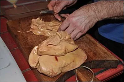 Quelle est la différence entre foie gras et bloc de foie gras ?