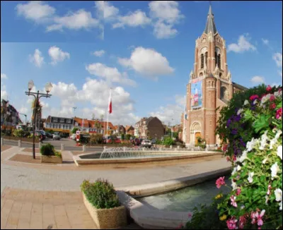 Dans quel pays se trouve la commune de Wattrelos situ&eacute; dans la contr&eacute;e Flandre romane ?