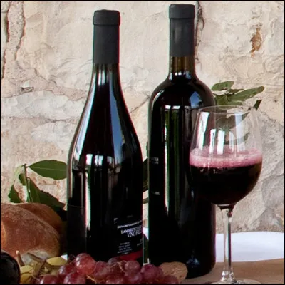 Le lambrusco est un vin effervescent espagnol.