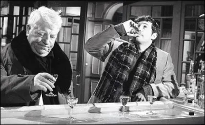 "La nuit pour moi, c'est un royaume, peuplé de princes et de fantômes, de bons apôtres et de vauriens, de poètes et de bohémiens". Qui chante ?