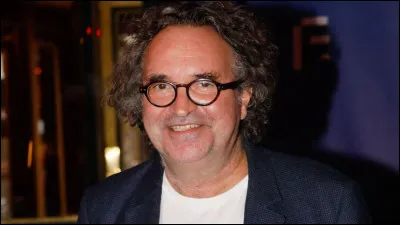 Quel prénom mixte porte le monsieur qui vient voir Max pour le rachat de la société ?