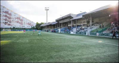 Quelle ville de la banlieue parisienne a vu naître le "Red Star" ?